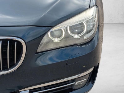 2013 BMW 750i 750i