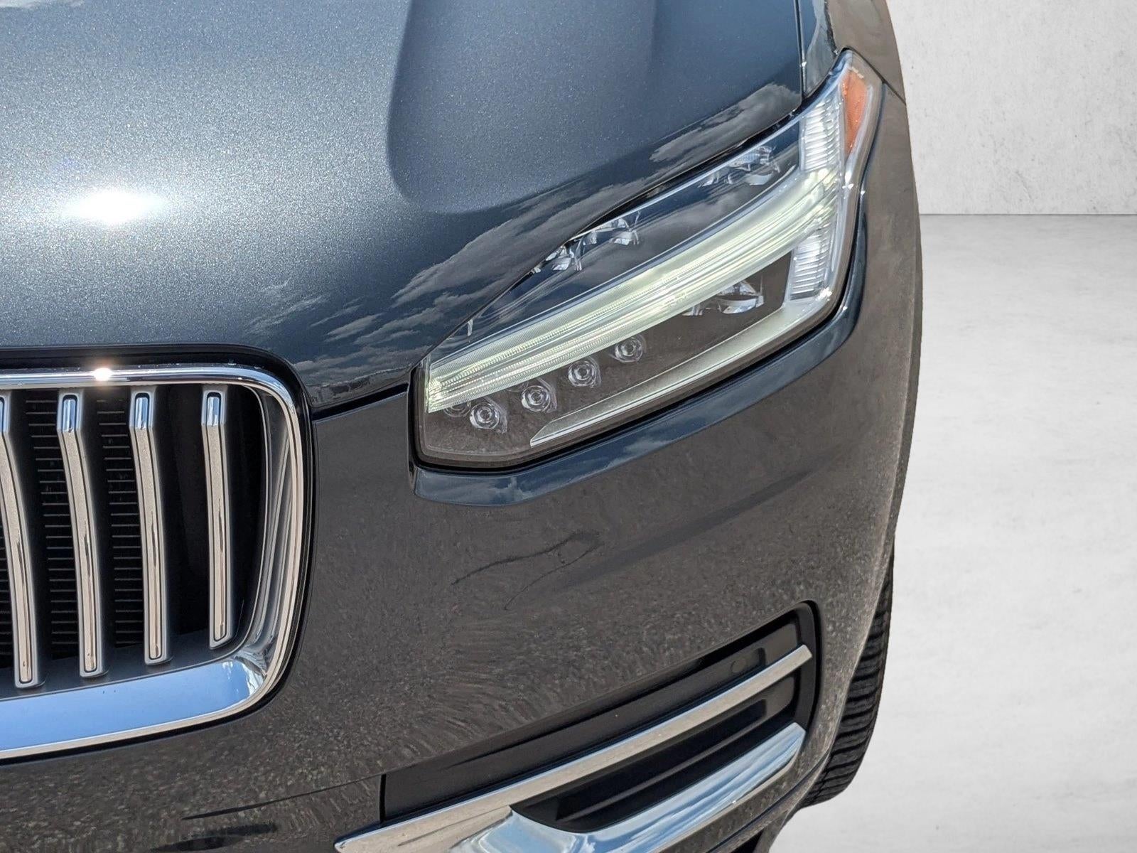 2022 Volvo XC90 Recharge Plug-In Hybrid T8 Inscription Expression 7 Passenger