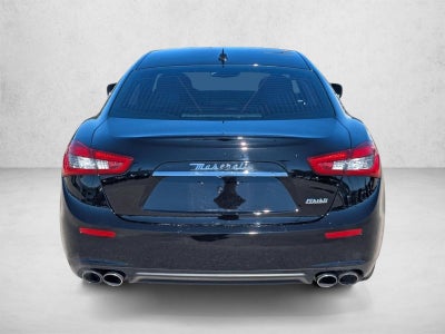 2014 Maserati Ghibli 
