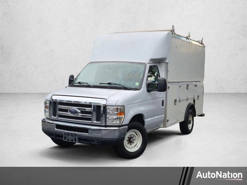 2018 Ford E-Series Cutaway Base