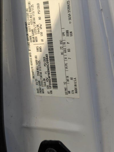 2022 Ford E-Series Cutaway Base