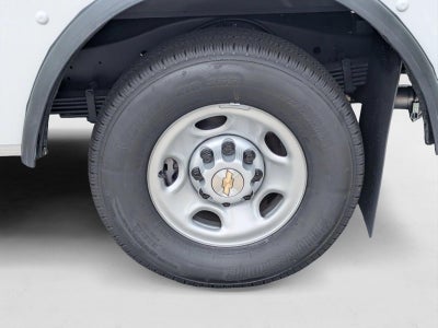 2025 Chevrolet Express Cutaway 3500 Base