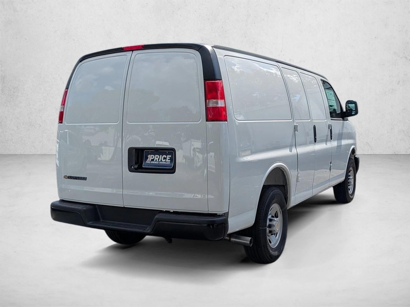 2025 Chevrolet Express Cargo Base