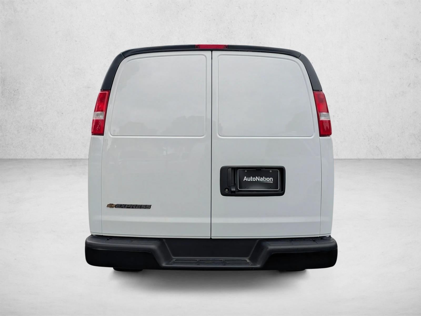 2025 Chevrolet Express Cargo Base