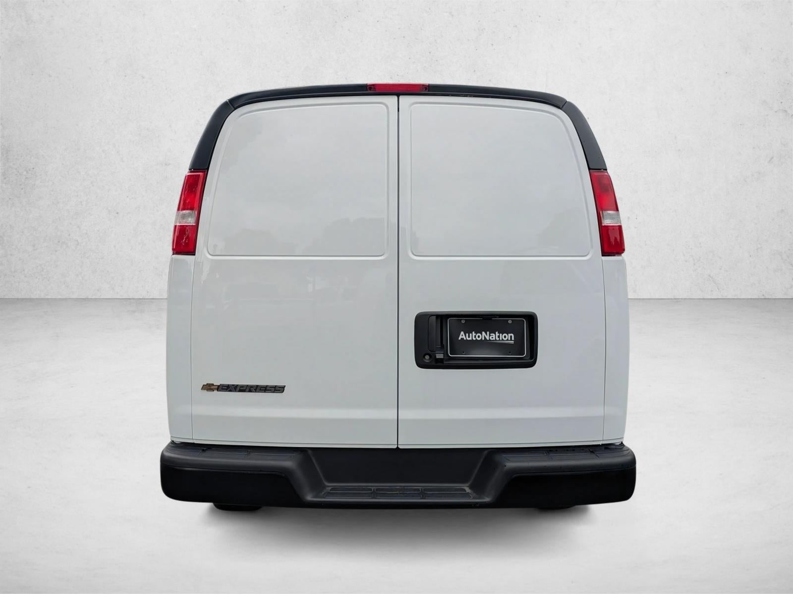 2025 Chevrolet Express Cargo Base