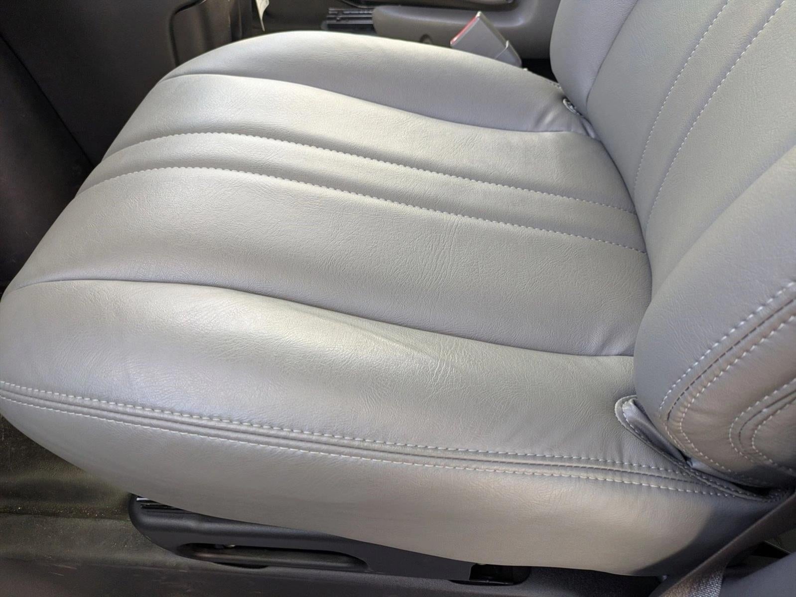 2025 Chevrolet Express Cargo Base