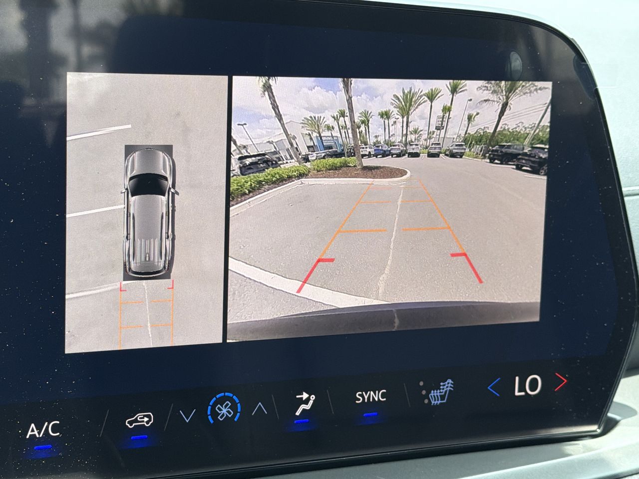 2026 Chevrolet Traverse Base