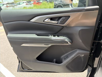 2026 Chevrolet Traverse Base