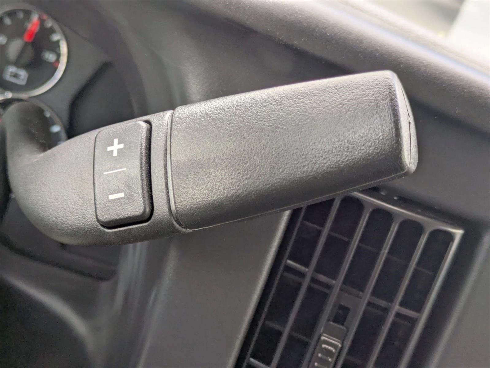 2025 Chevrolet Express Cutaway 3500 Base