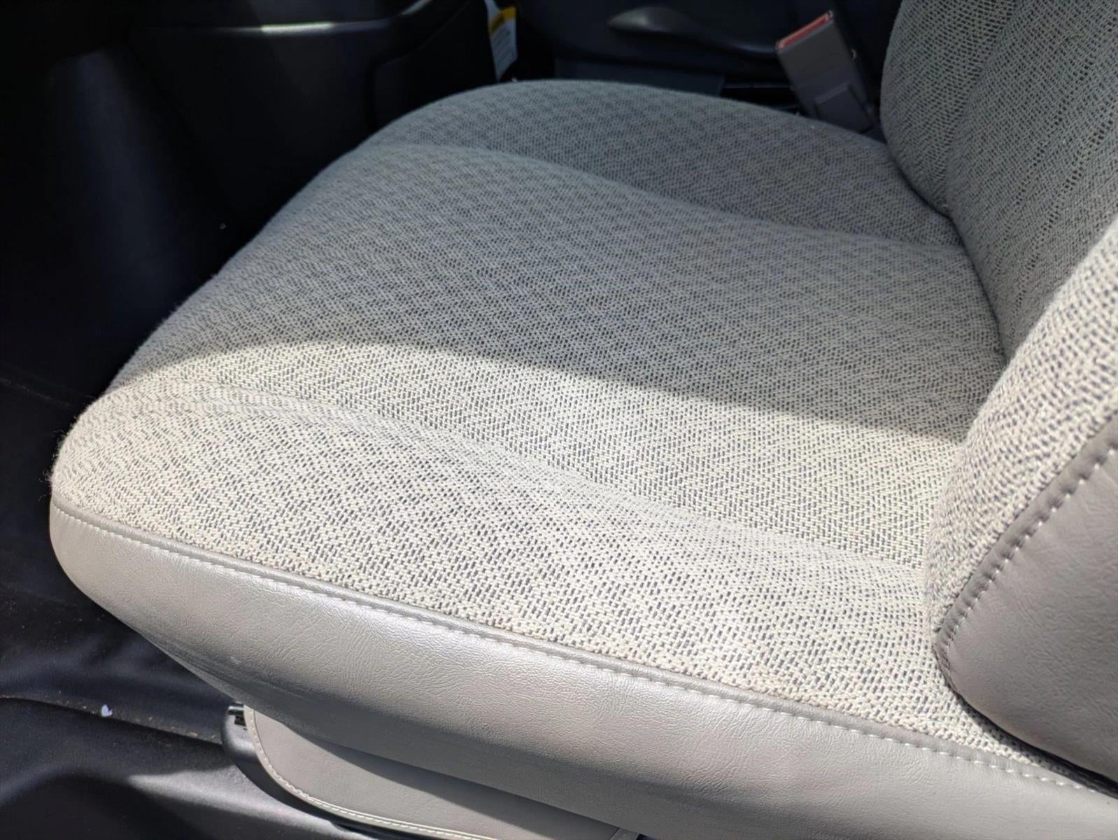 2025 Chevrolet Express Cutaway 3500 Base