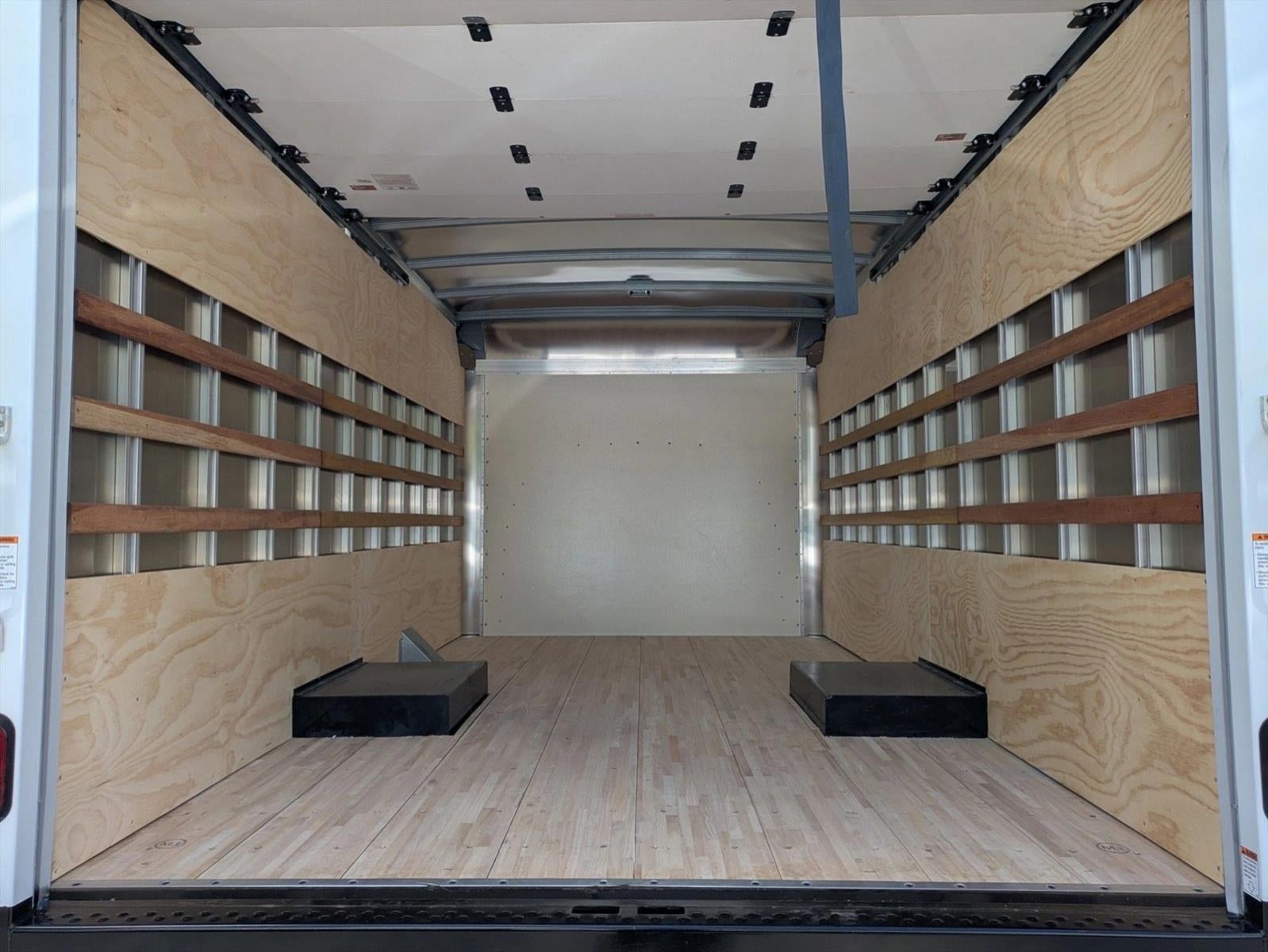2026 Chevrolet Express Cutaway 3500 Base