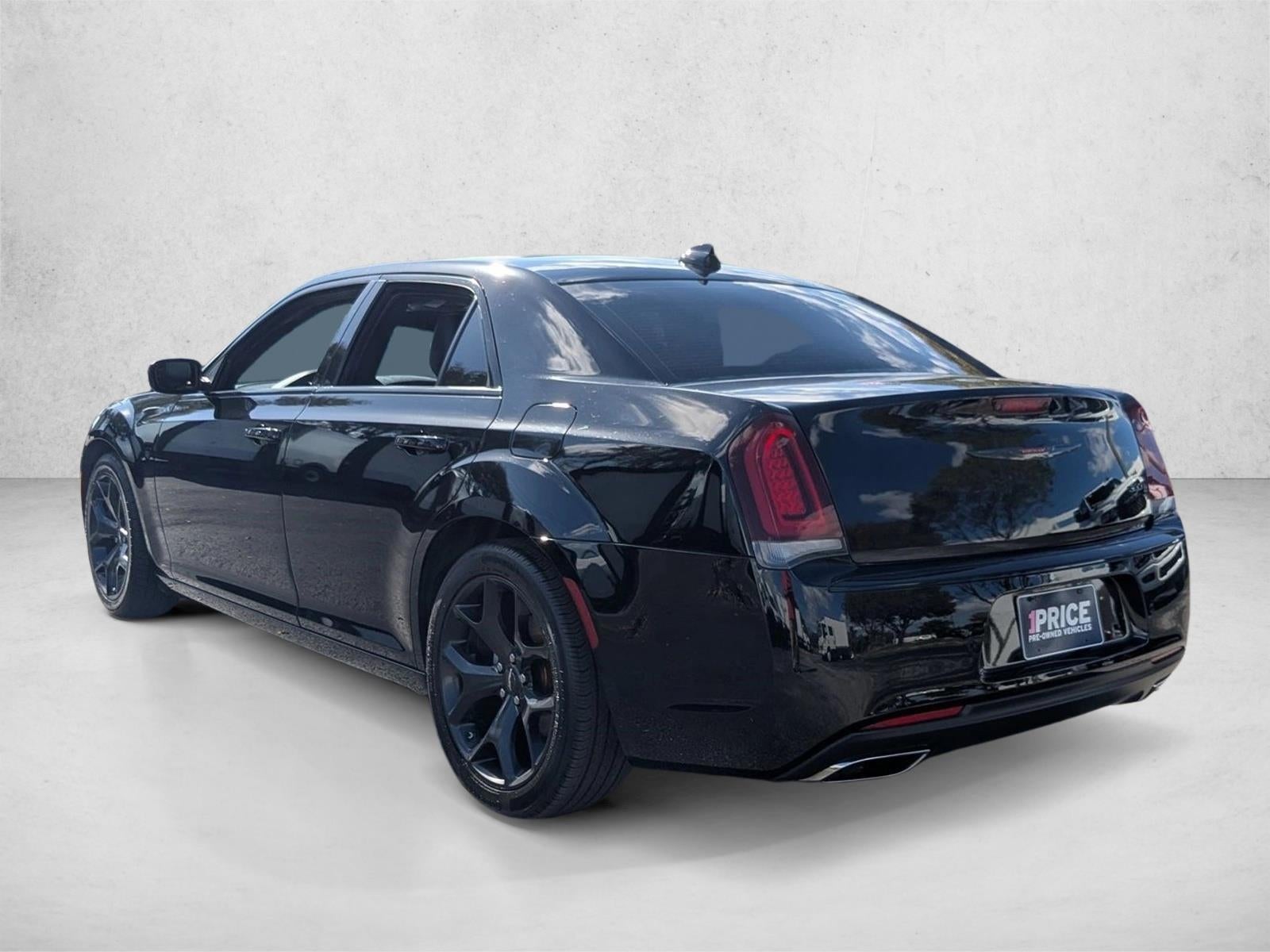 2022 Chrysler 300 300S