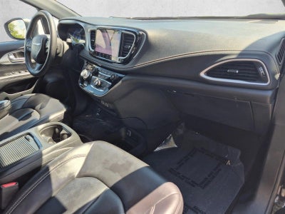 2023 Chrysler Pacifica Touring L AWD