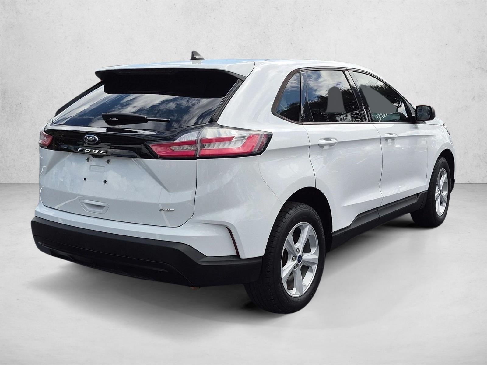 2022 Ford Edge SE