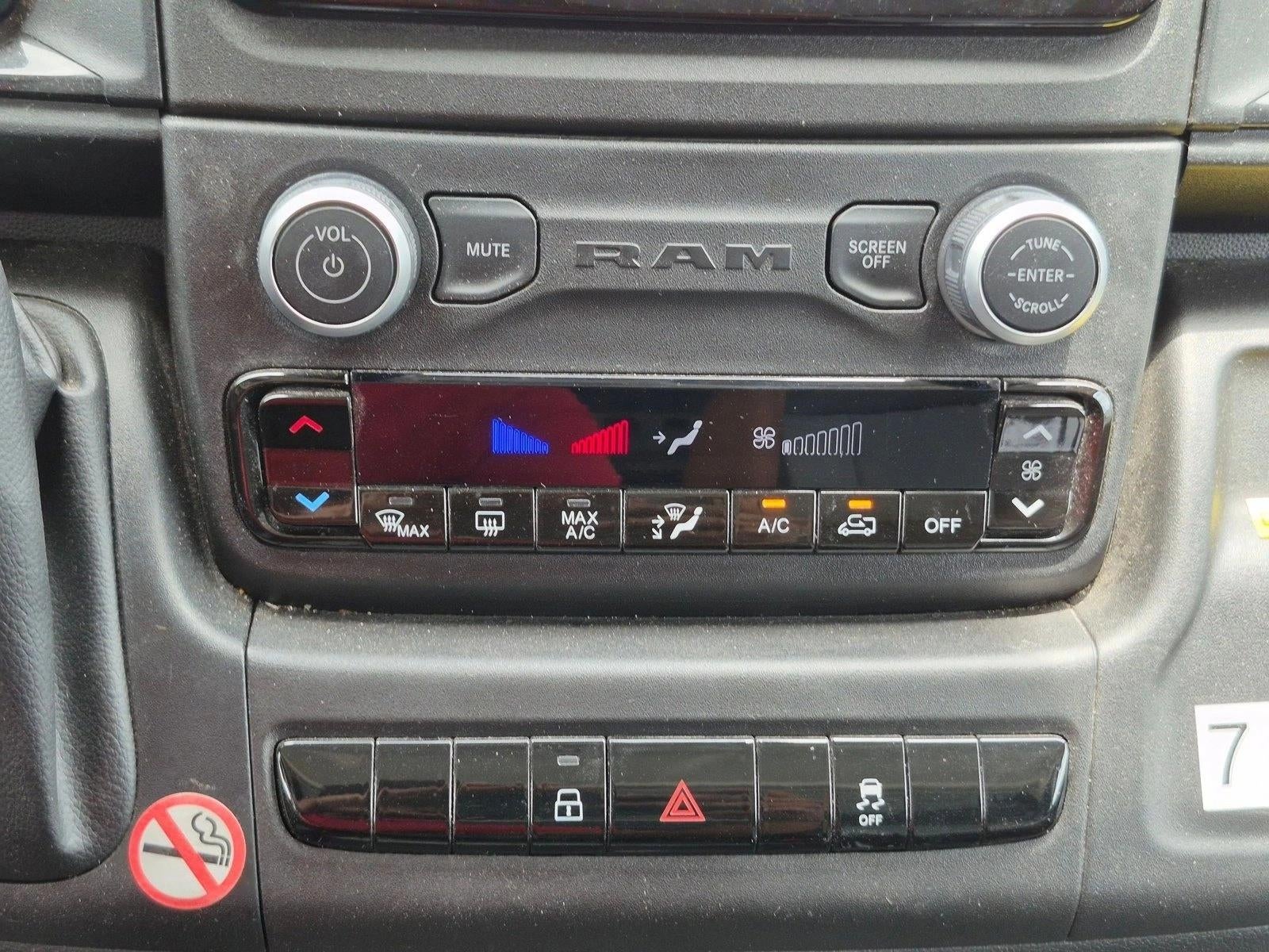 2025 RAM ProMaster Cargo Van Tradesman