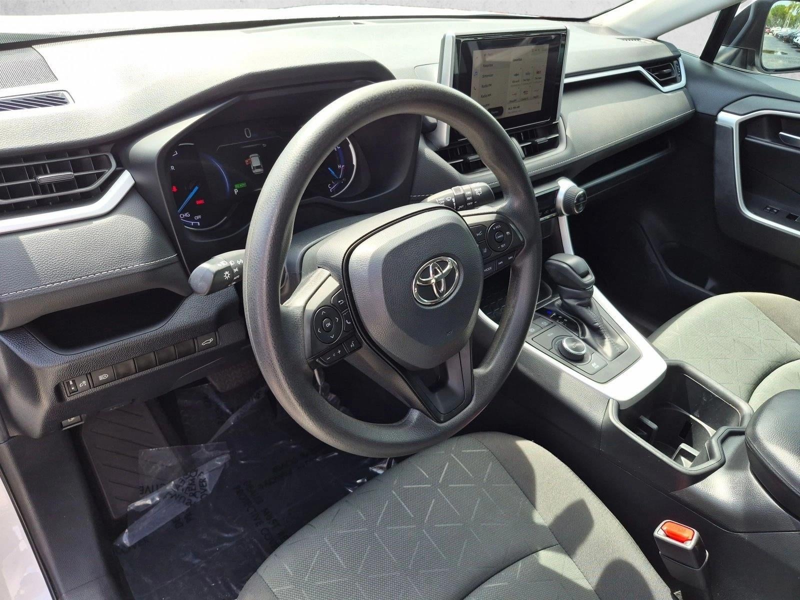 2024 Toyota RAV4 Hybrid XLE