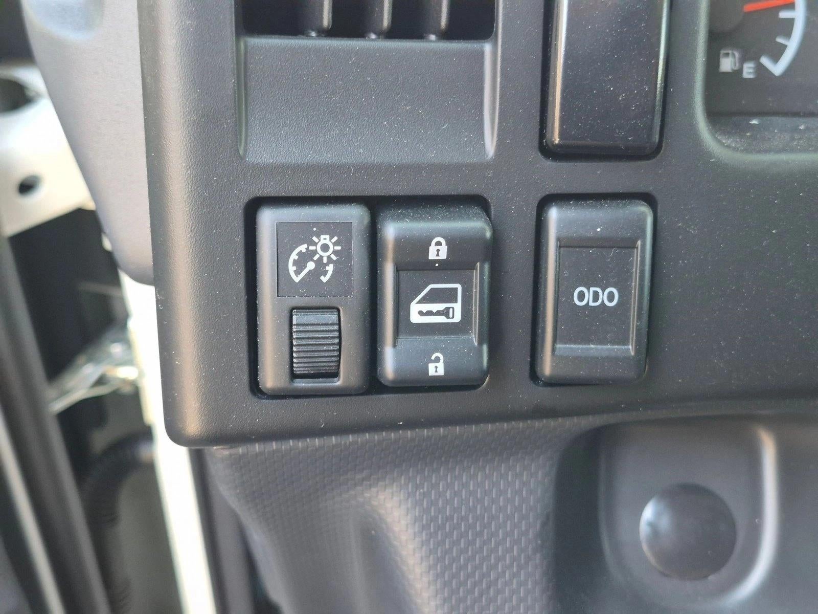 2027 Chevrolet Low Cab Forward 3500 HG NA