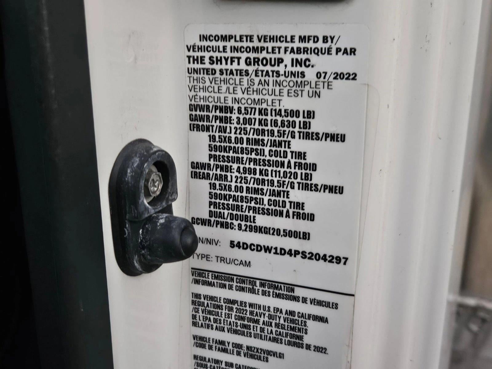 2023 Chevrolet Low Cab Forward 4500 1WT