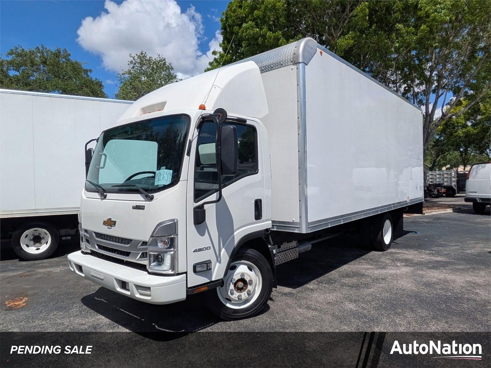 2023 Chevrolet Low Cab Forward 4500 HG 1WT