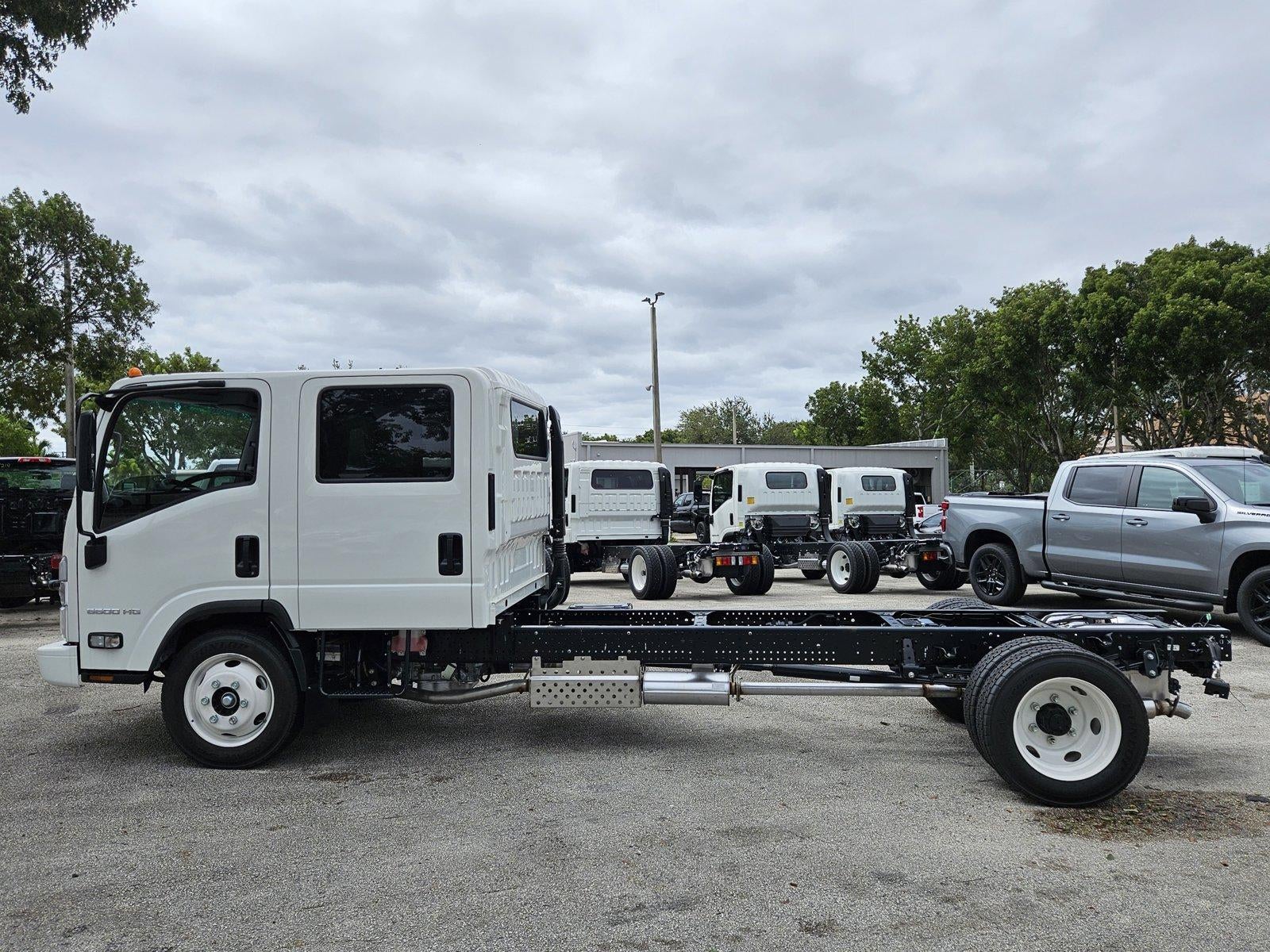 2025 Chevrolet Low Cab Forward 5500 HG NA