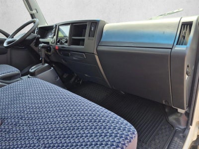 2025 Chevrolet Low Cab Forward 5500 XG 1WT