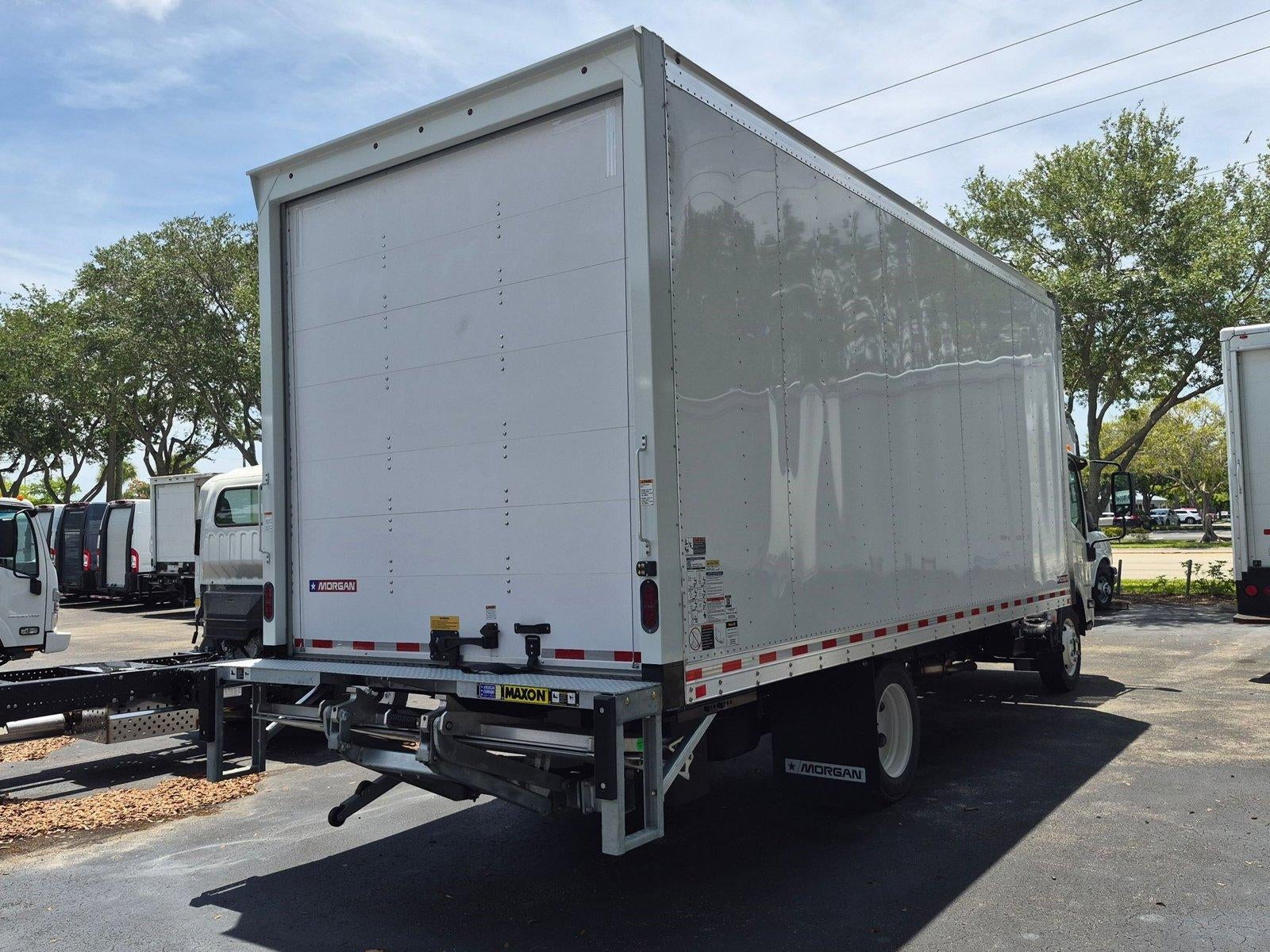 2025 Chevrolet Low Cab Forward 5500 XG 1WT