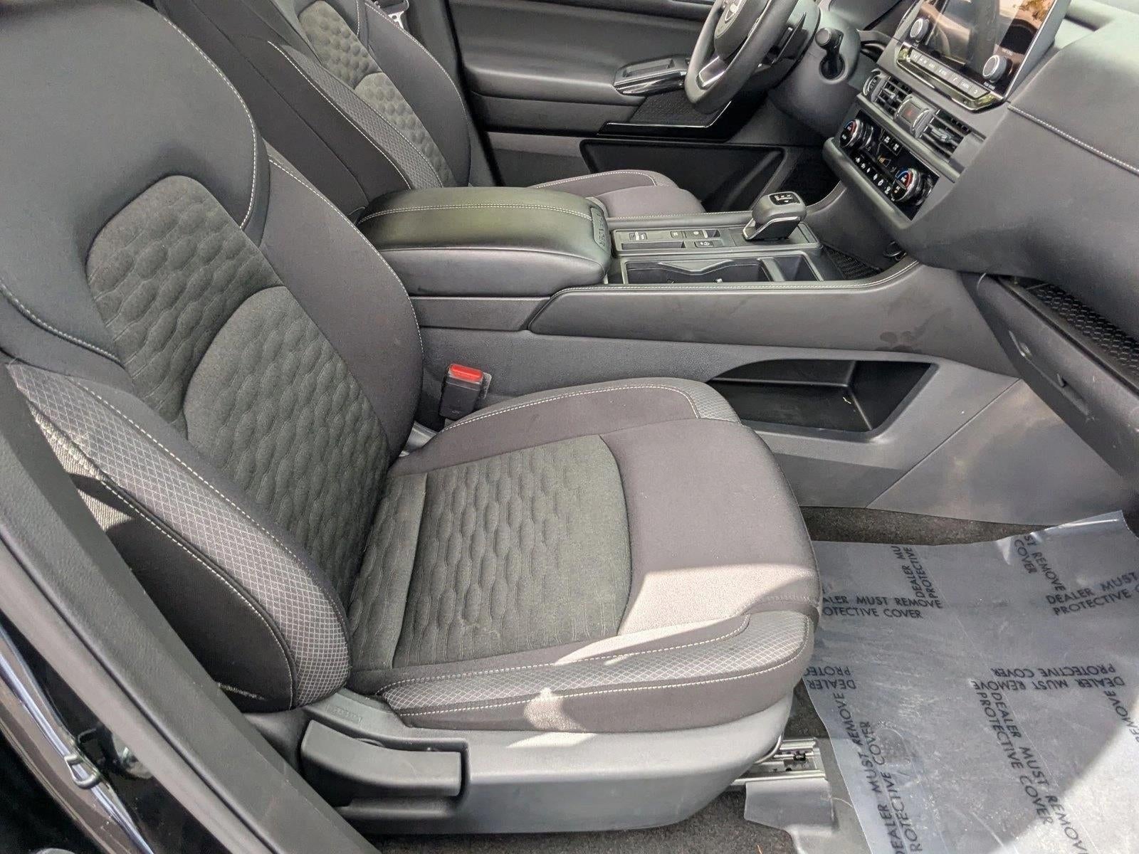2024 Nissan Pathfinder S FWD