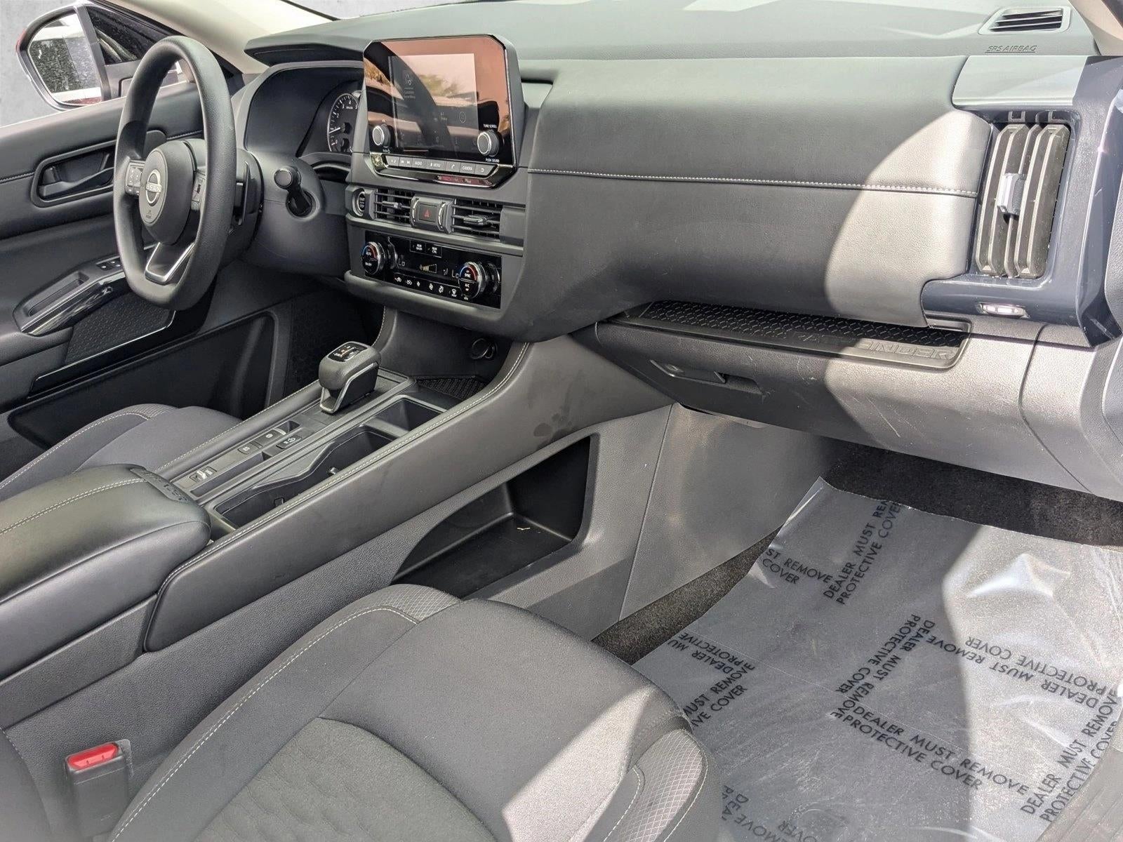 2024 Nissan Pathfinder S FWD
