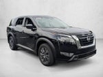 2024 Nissan Pathfinder S FWD