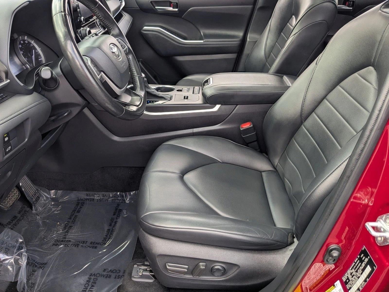 2022 Toyota Highlander XLE