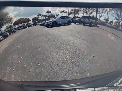 2022 Tesla Model S Base