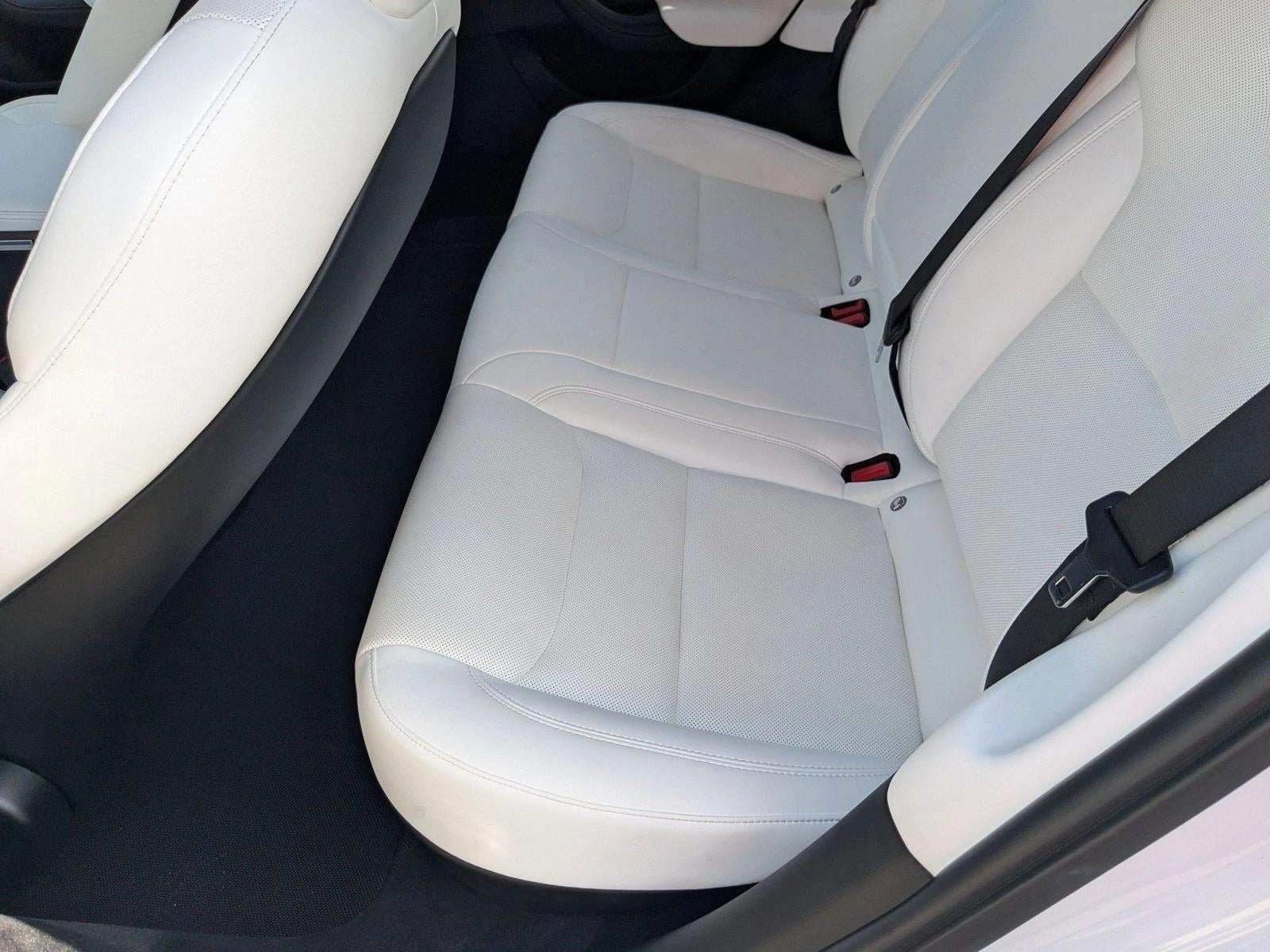 2022 Tesla Model S Base