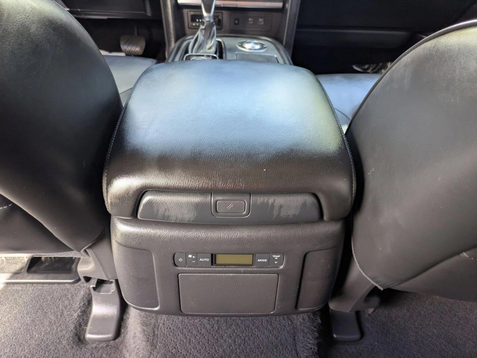 2022 Nissan Armada SV