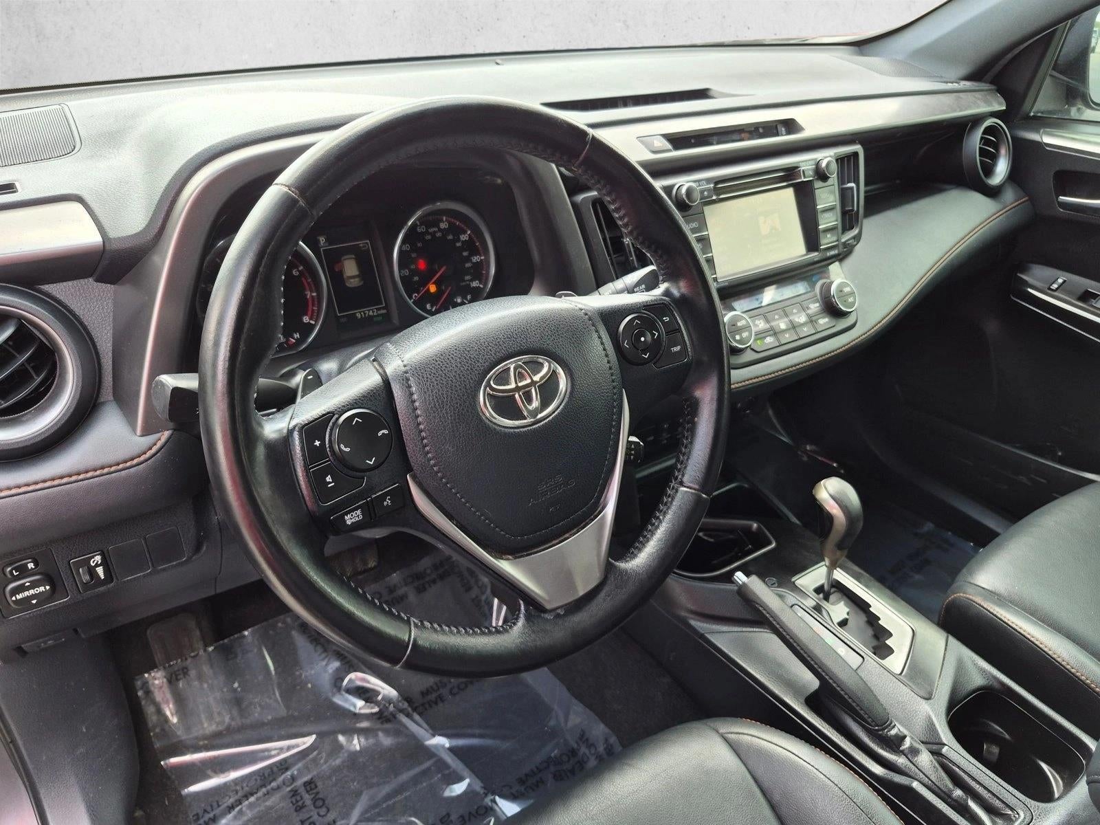 2016 Toyota RAV4 SE