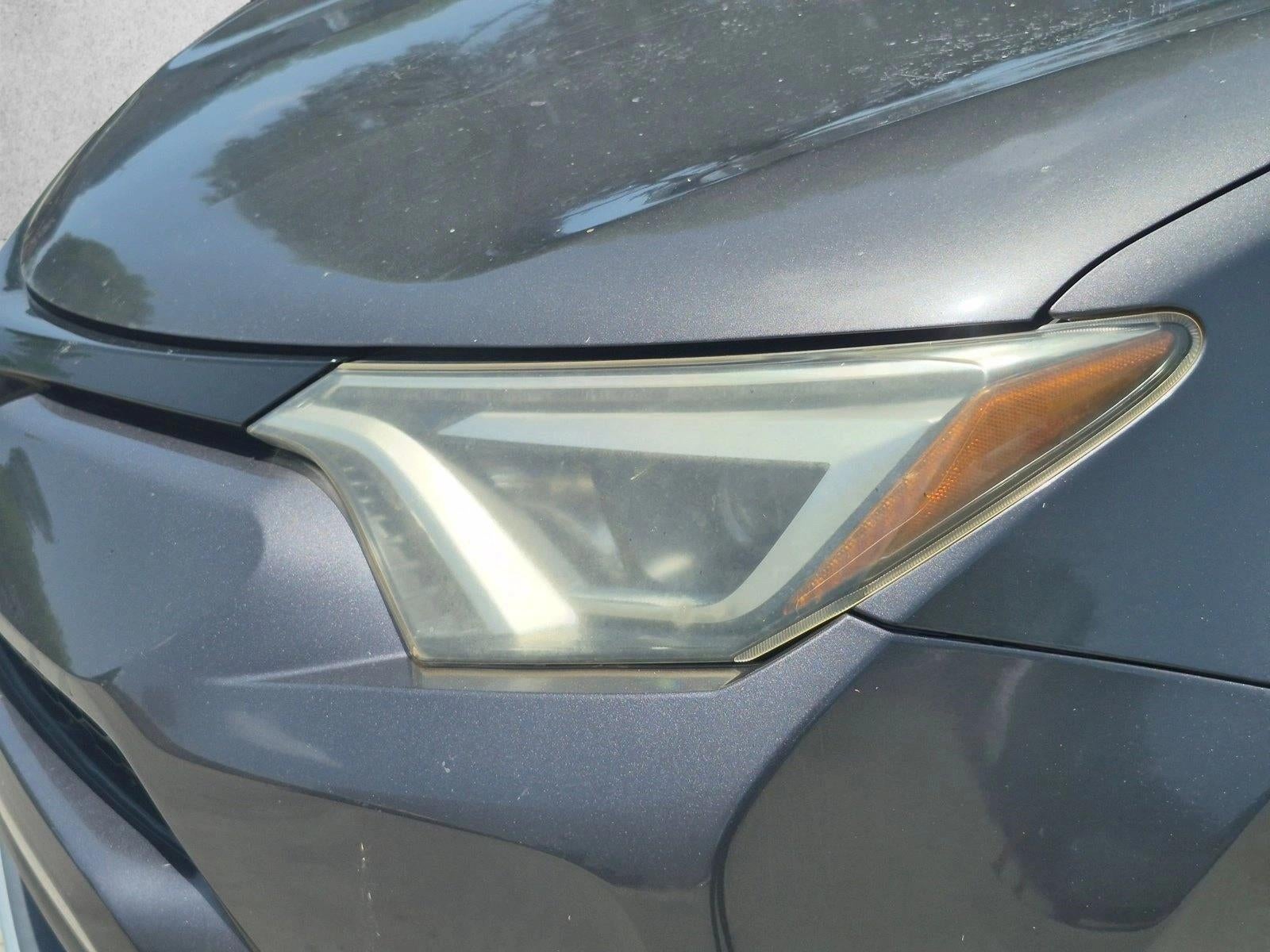 2016 Toyota RAV4 SE