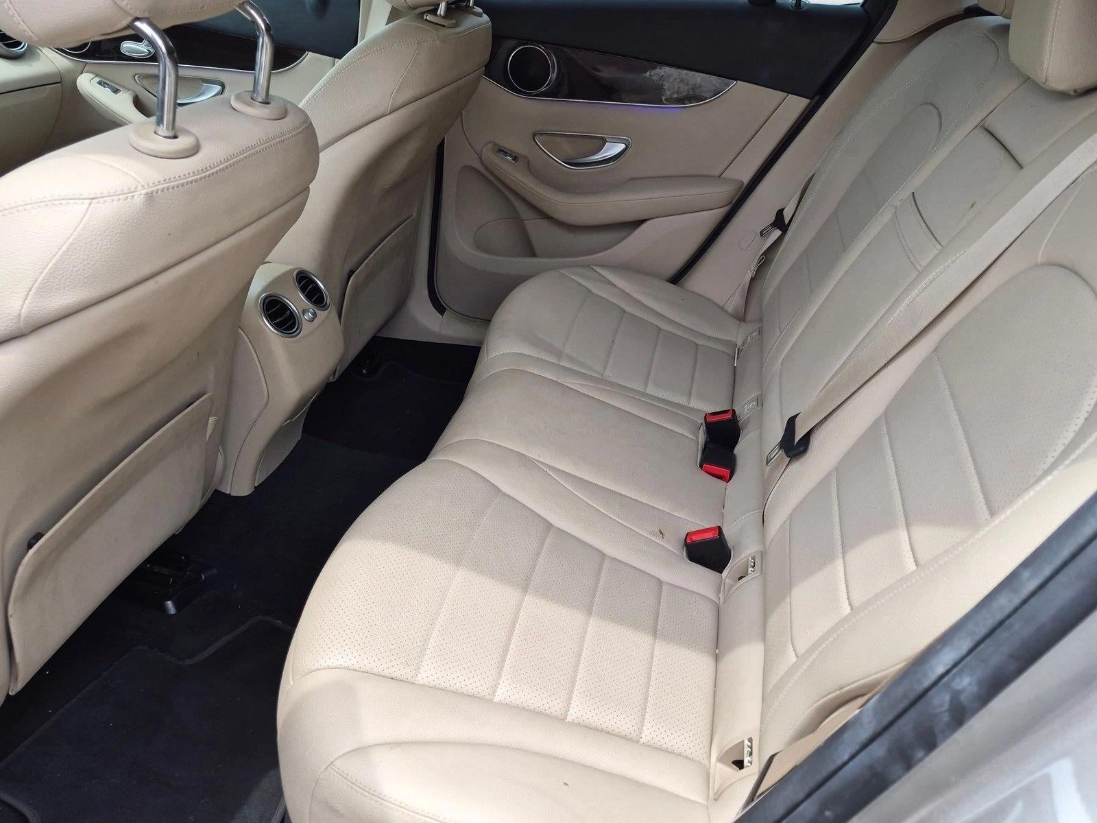 2020 Mercedes-Benz GLC 300 GLC 300