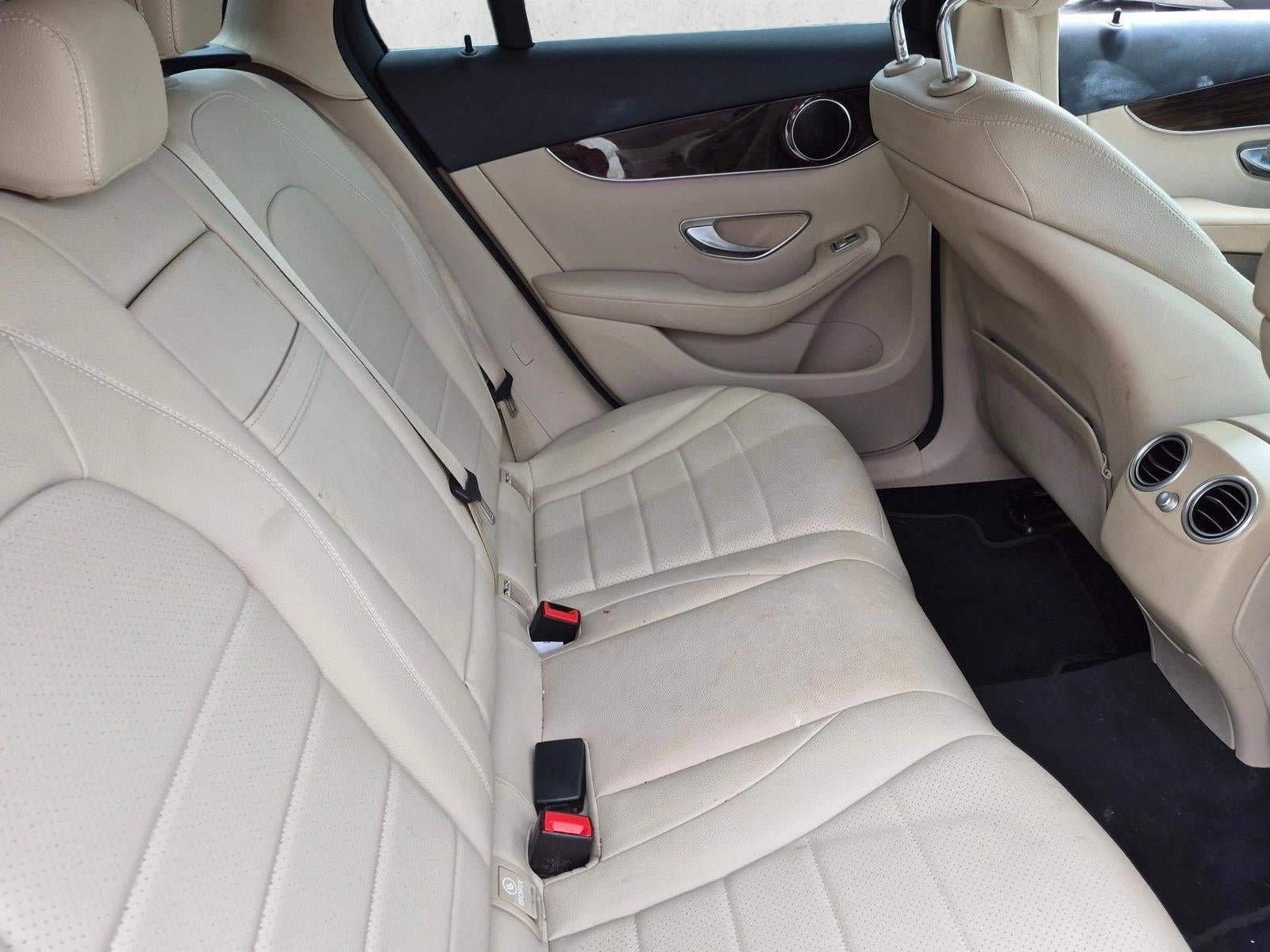 2020 Mercedes-Benz GLC 300 GLC 300