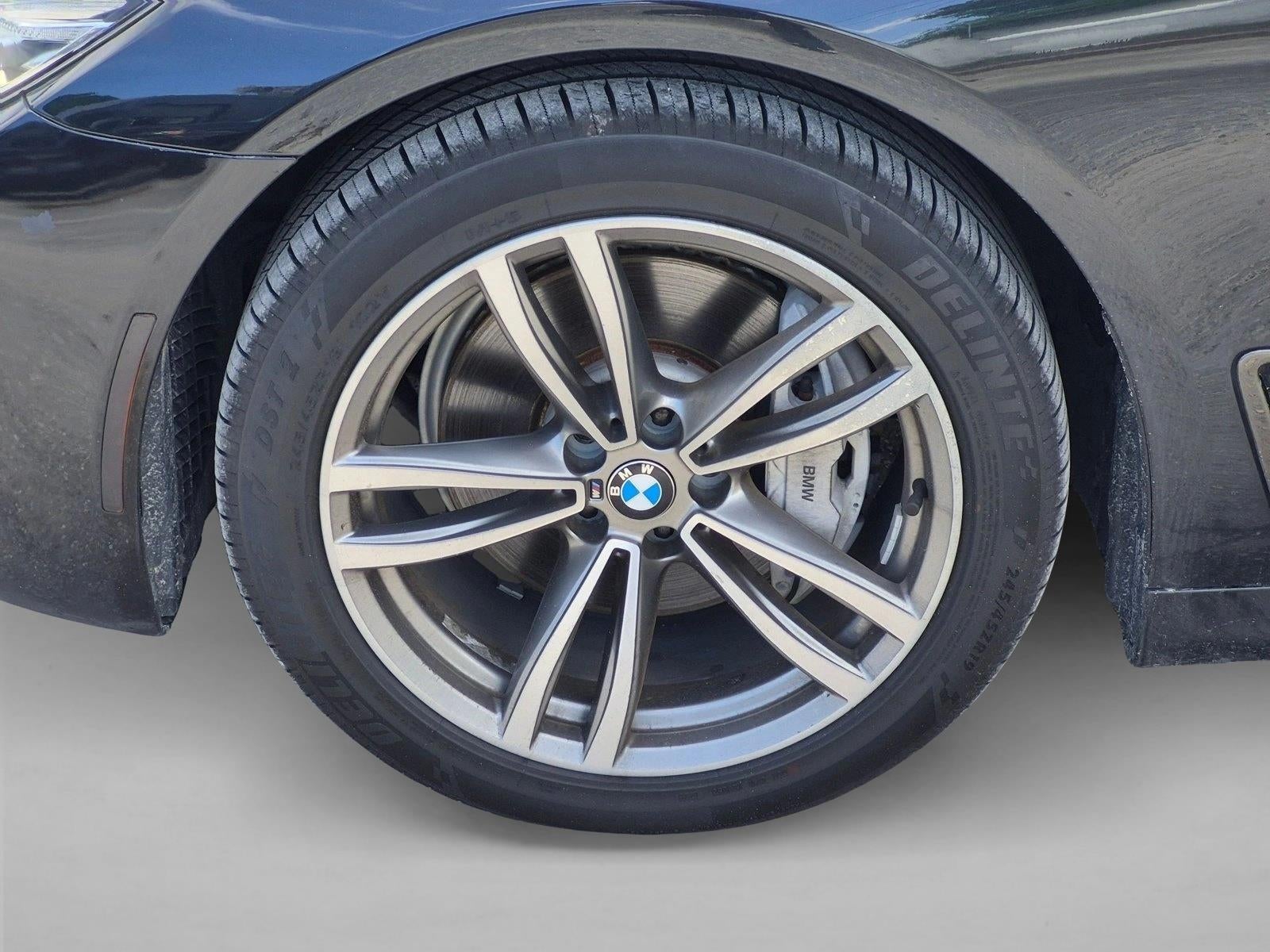 2018 BMW 740i 740i