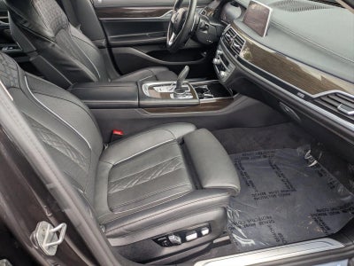 2021 BMW 7 Series 740i