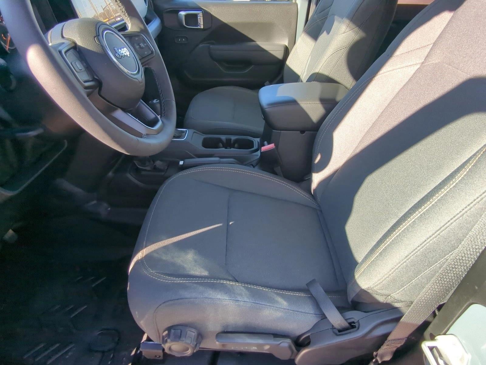 2025 Jeep Wrangler Willys 2 Door 4x4