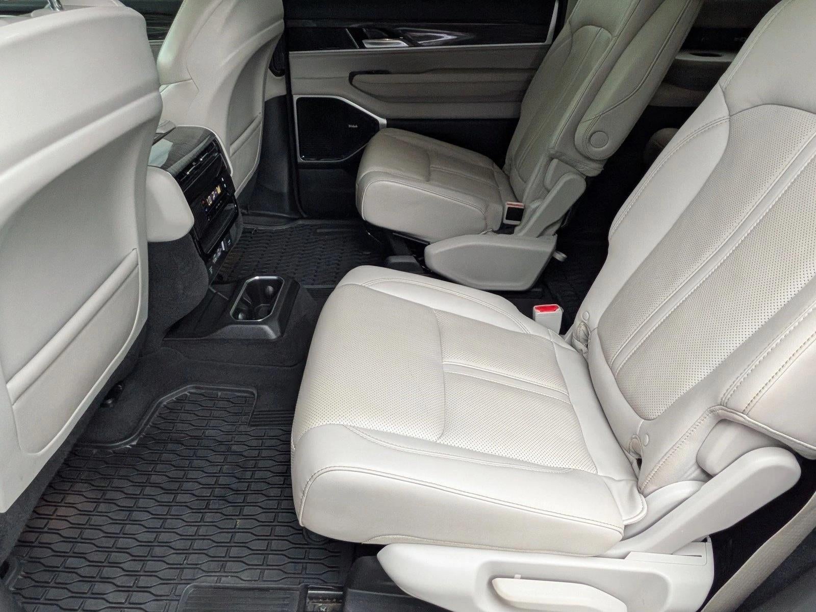 2022 Jeep Wagoneer Series III 4x2