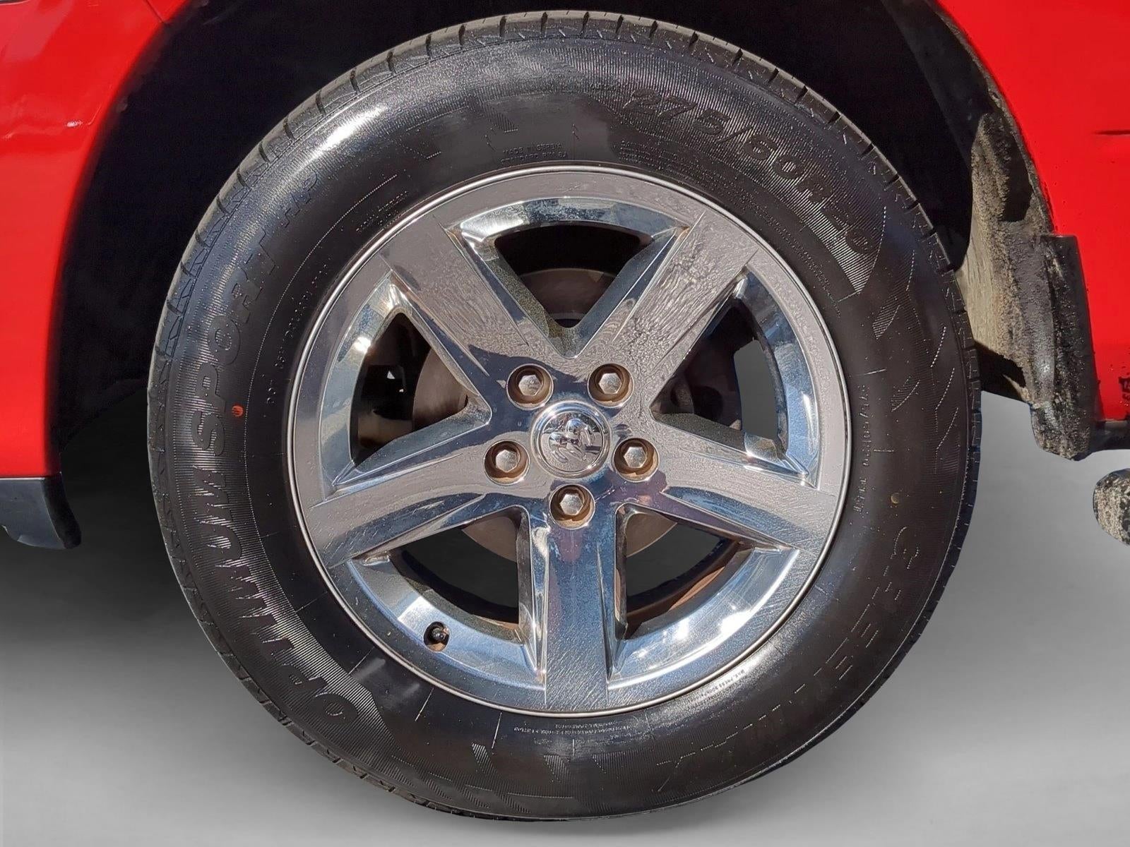 2017 RAM 1500 Express 4x4 Crew Cab 5'7" Box