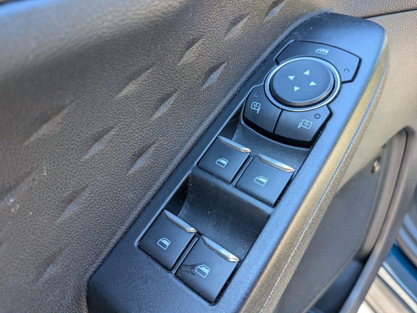 2020 Ford Escape Titanium Hybrid FWD