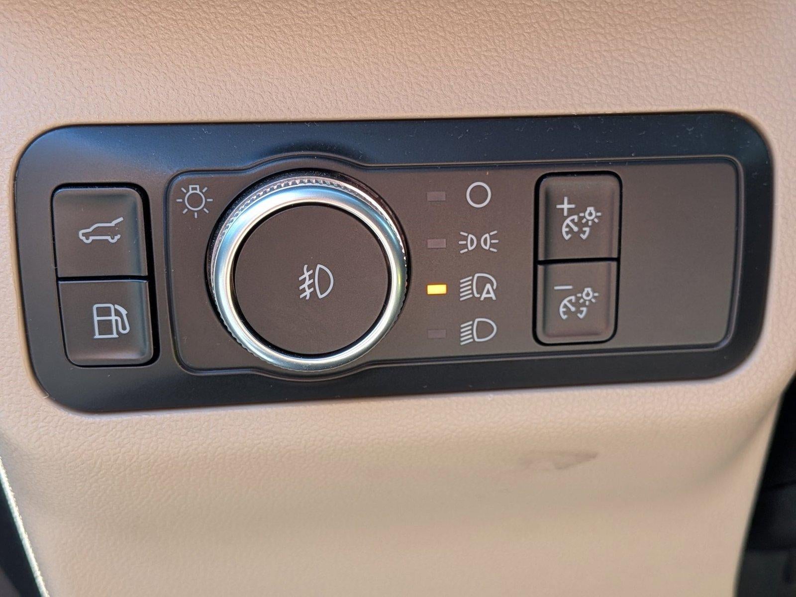 2020 Ford Escape Titanium Hybrid FWD