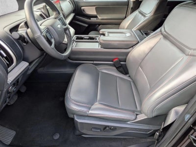 2025 Ford Expedition Max Active 4x4