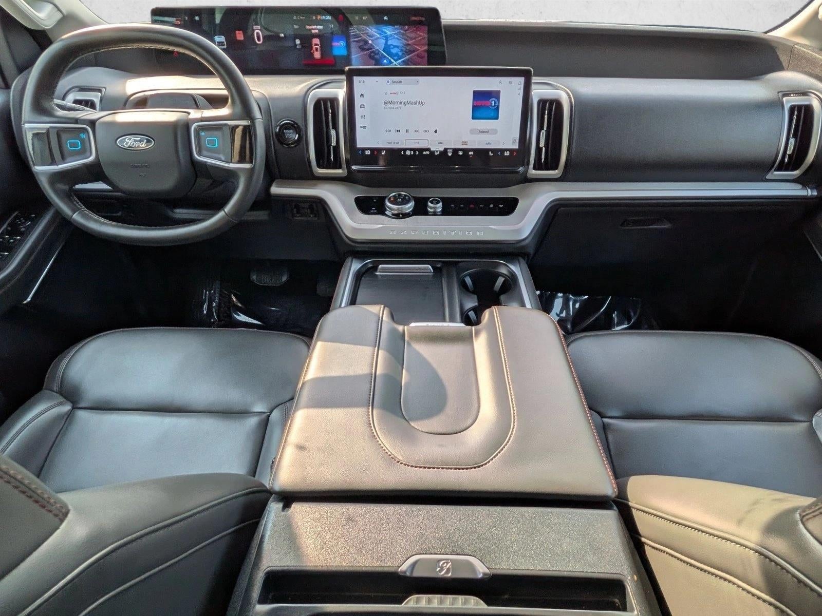 2025 Ford Expedition Active 4x2