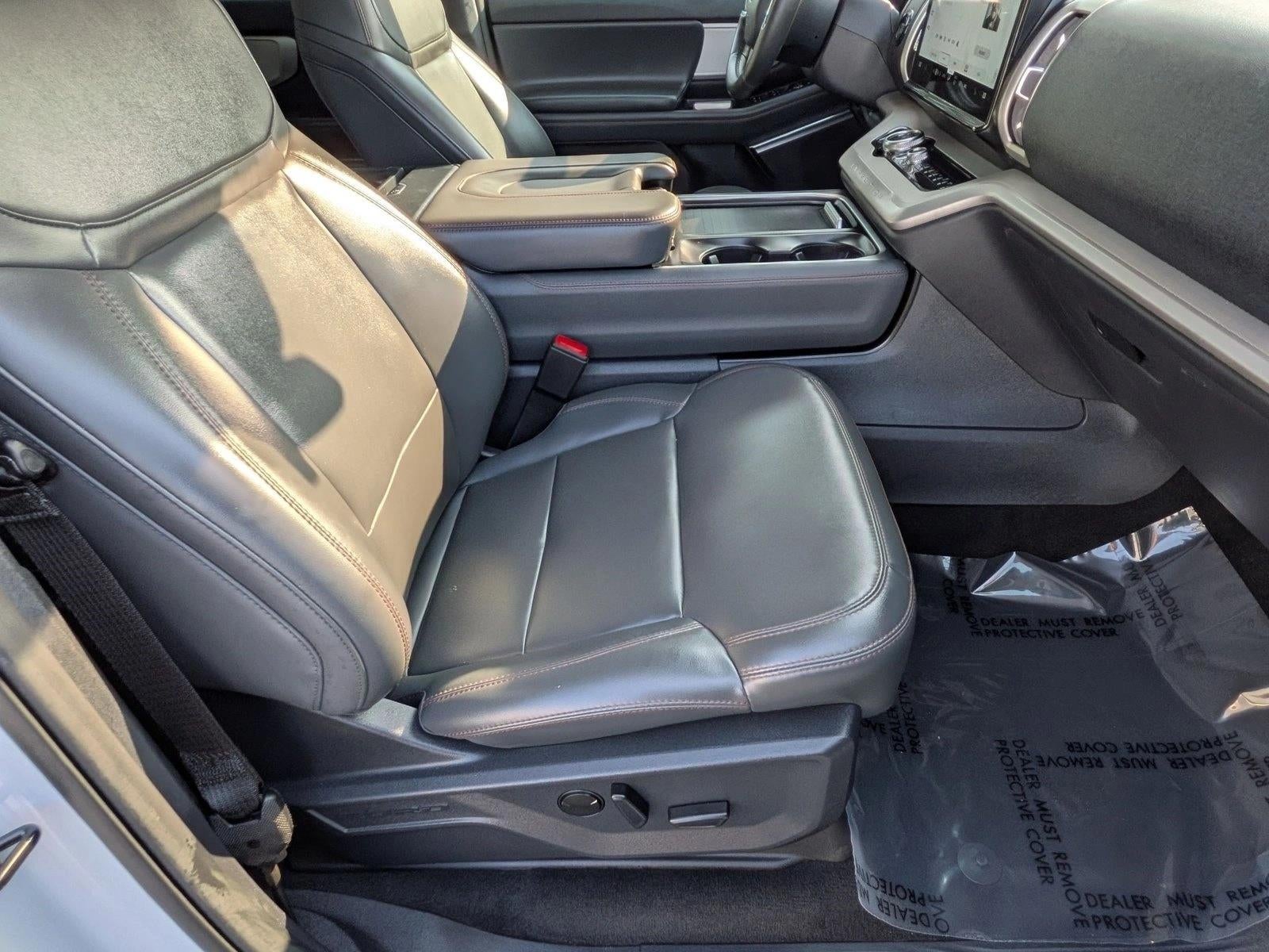 2025 Ford Expedition Active 4x2