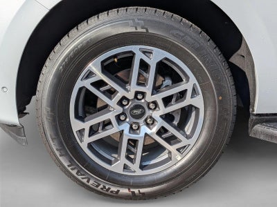 2025 Ford Expedition Active 4x2