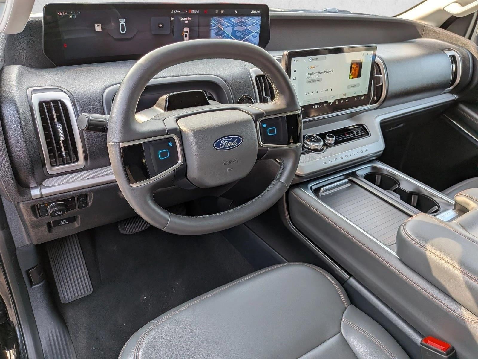 2025 Ford Expedition Active 4x4