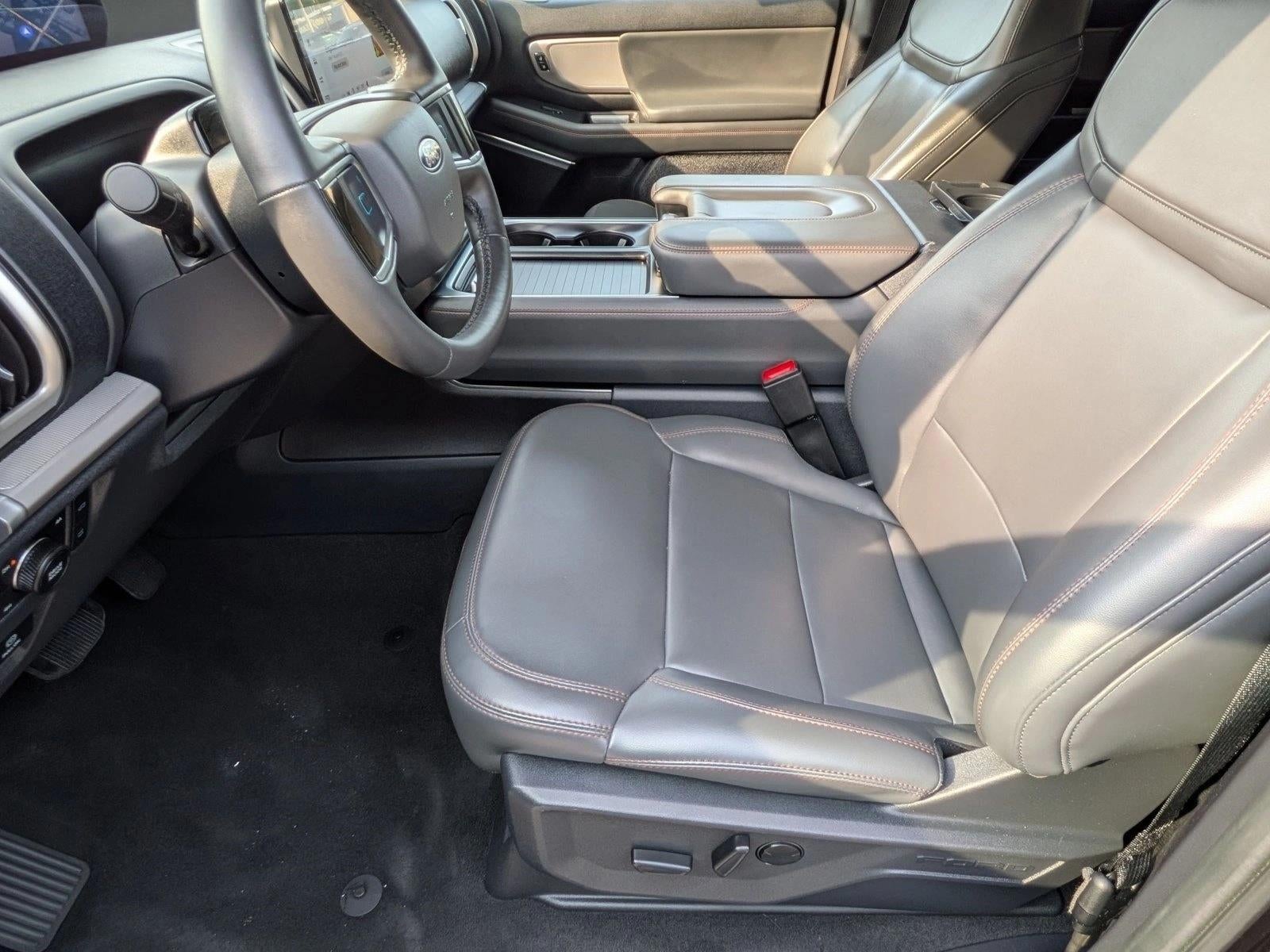 2025 Ford Expedition Active 4x4